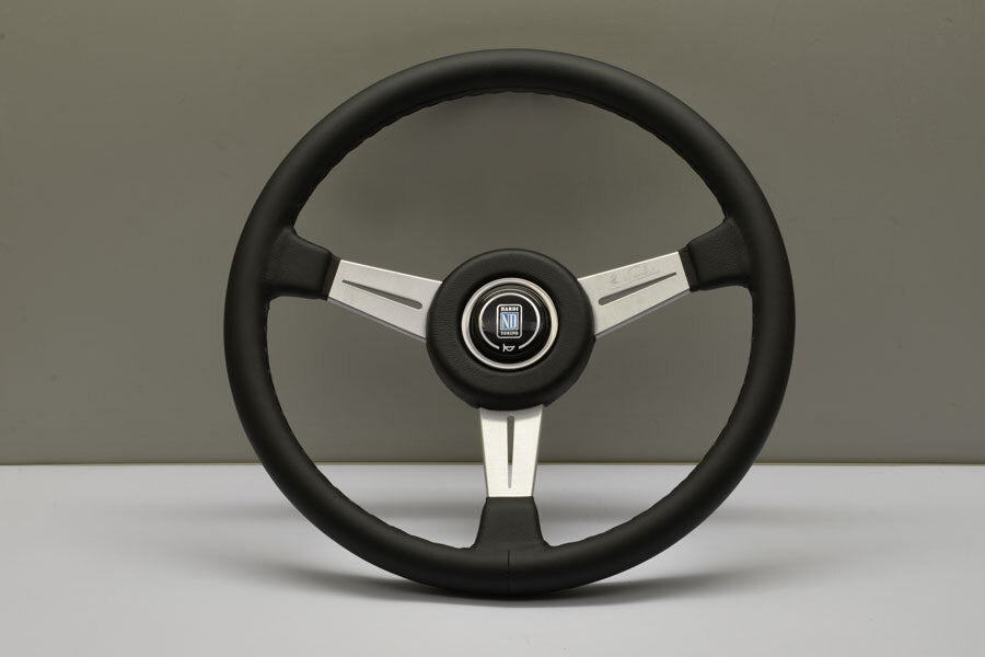 Nardi 365mm Smooth Classic with Satin Spokes
