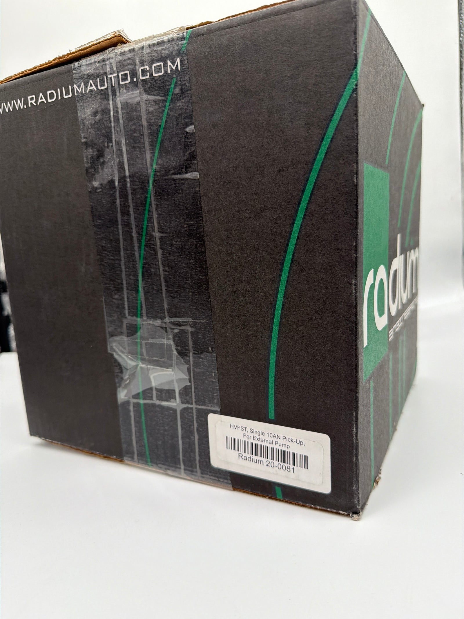 Radium High Volume Fuel Surge Tank, Single 10AN Center Pickup for External Pump