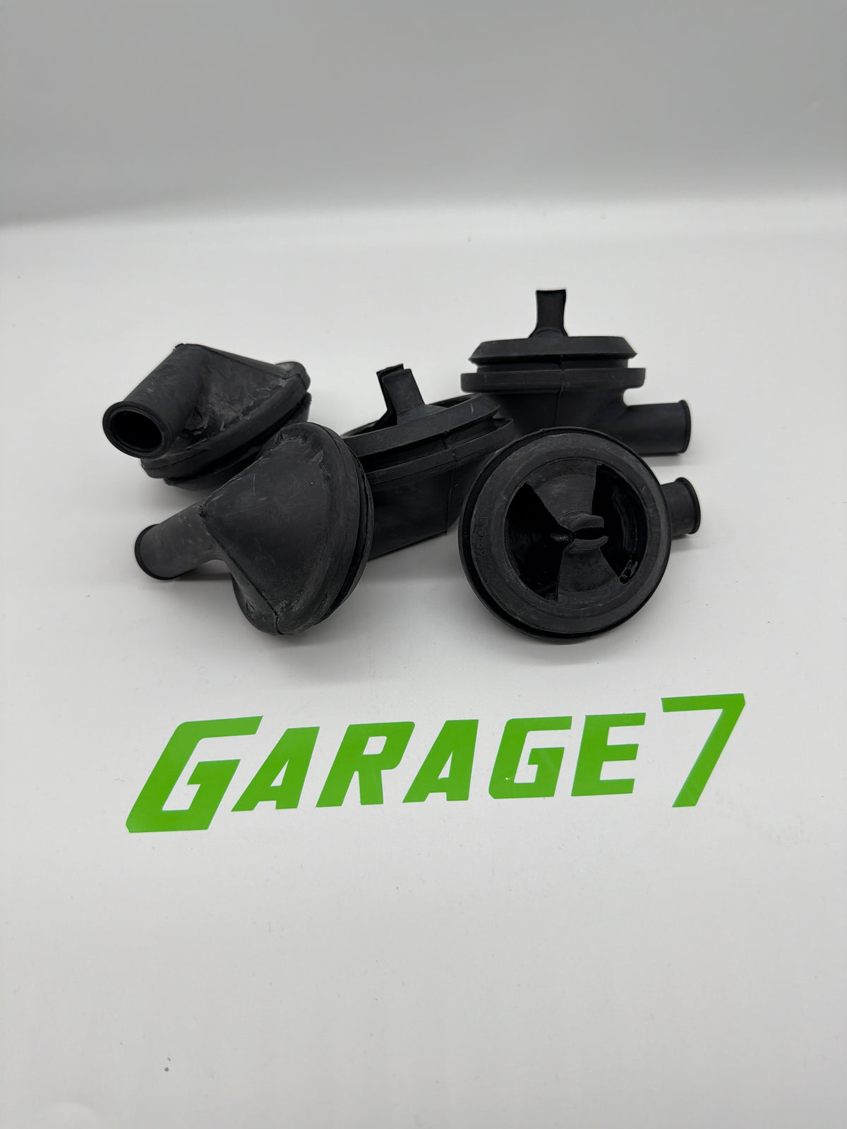 90° Rubber Bulkhead Grommet for ECU Wiring