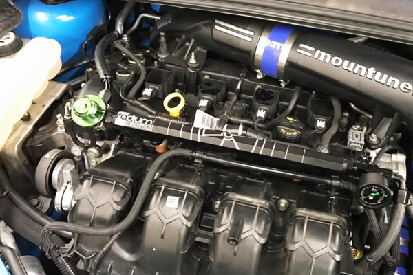 Radium Port Injection FST Install Kit, Focus Ecoboost, Black DMR