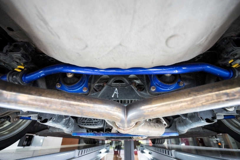 Hardrace Reinforced Differential Mount Honda S2000 Garage 7