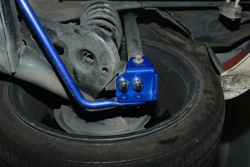 Hardrace Rear AddOn Sway Bar Ford Fiesta Mk6 Garage 7